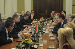 16 April 2015 Head and members of the Parliamentary Friendship Group with Hungary in meeting with the Hungarian National Assembly Speaker 